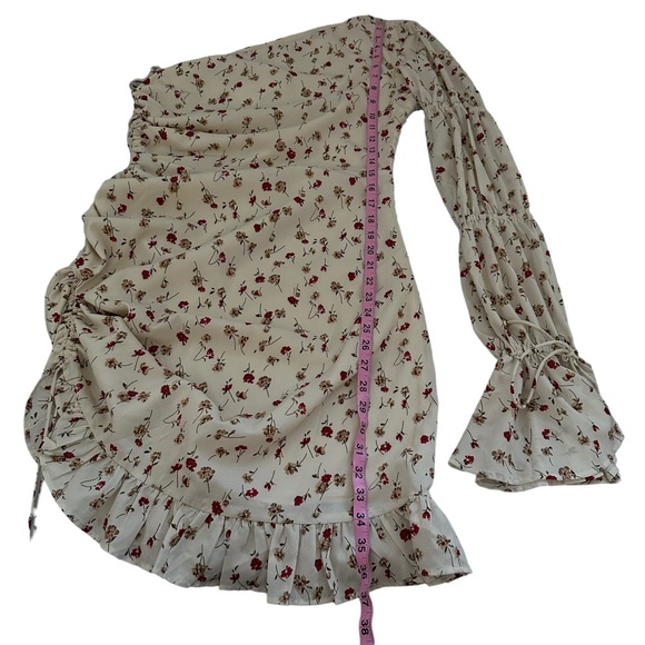 Sabo Skirt | Dainty Floral One Sleeve Ruched Mini Dress Size L - Picture 12 of 12